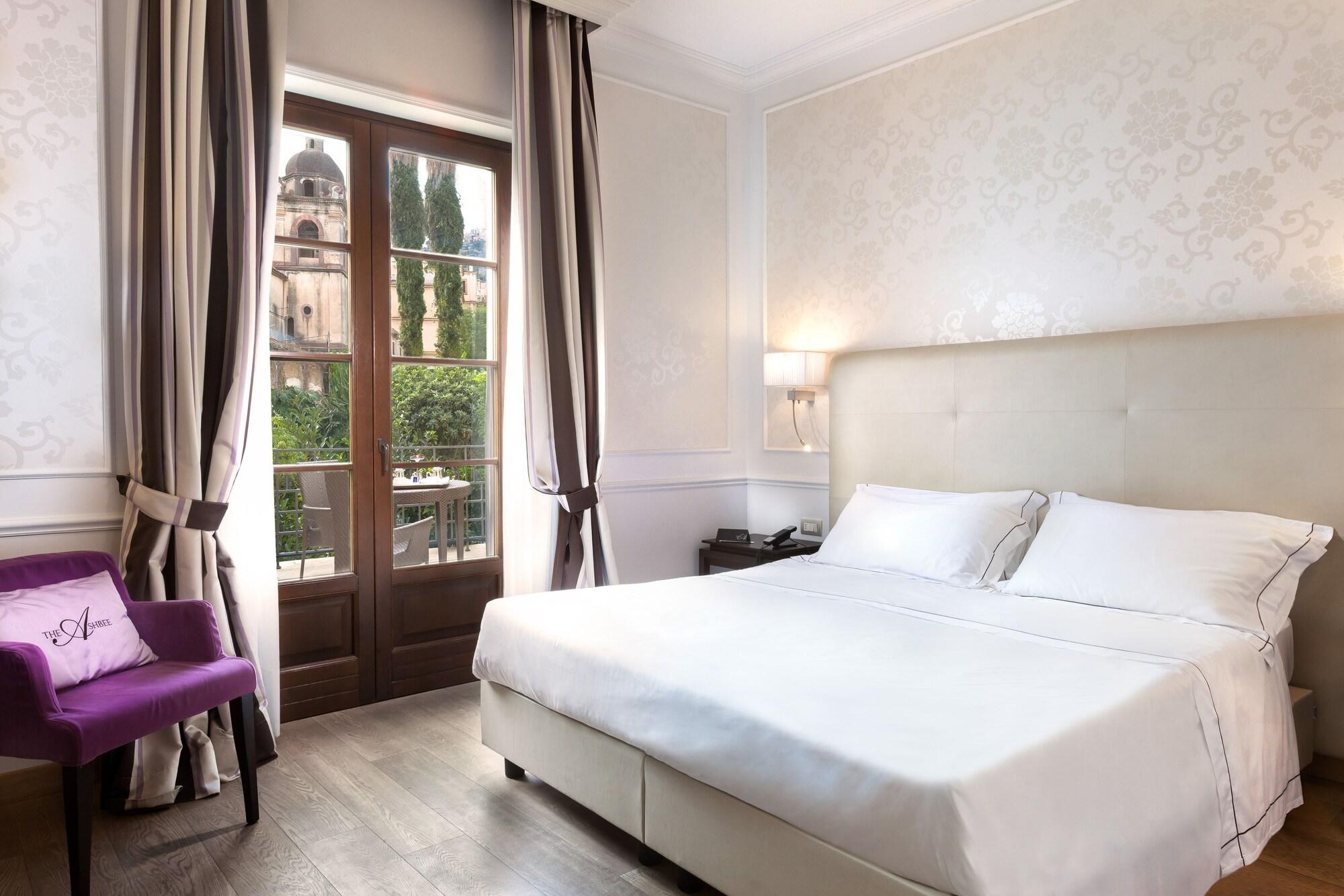 The Ashbee Hotel